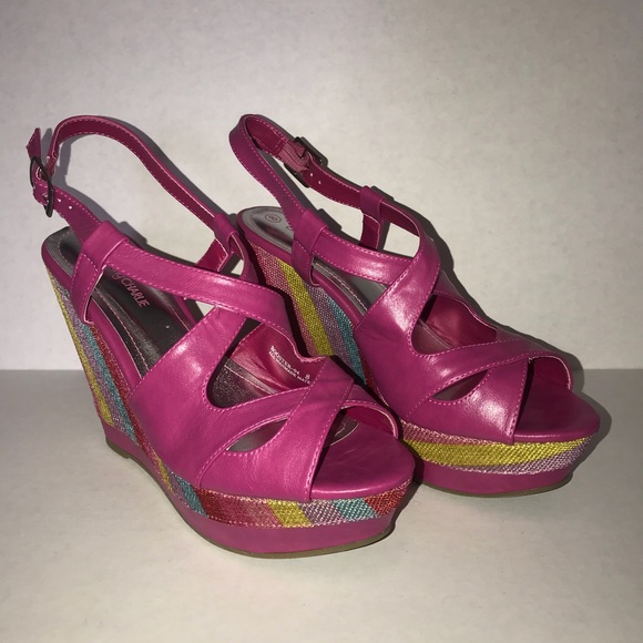Charming Charlie sandal wedges - Picture 1 of 6